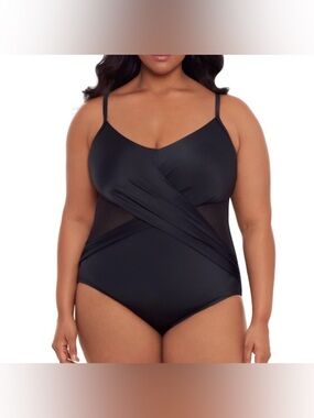 NWOT Dreamsuit Women’s Plus-Size Black Crisscross One-Piece Swimsuit